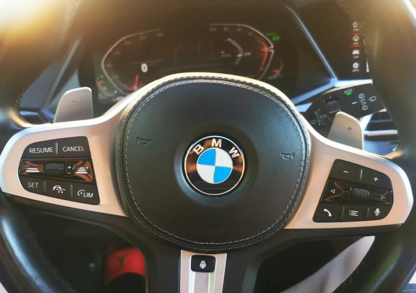 BMW X5 cena 249900 przebieg: 105000, rok produkcji 2021 z Dobra małe 106